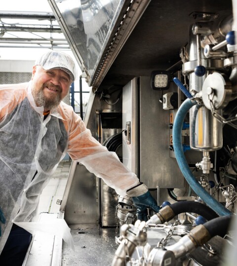 Troll-Home-Timeline-4b